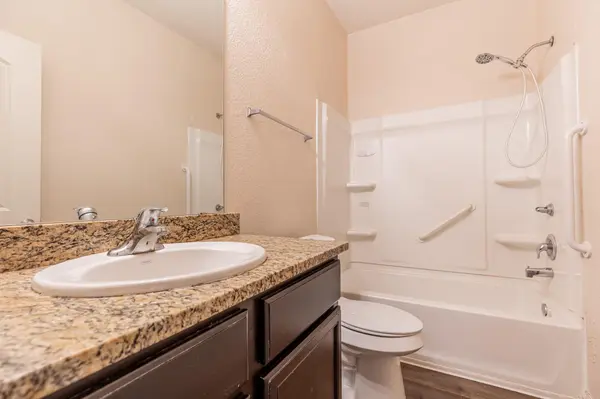 20017 Hubert R. Humphrey RD, Manor, TX 78653