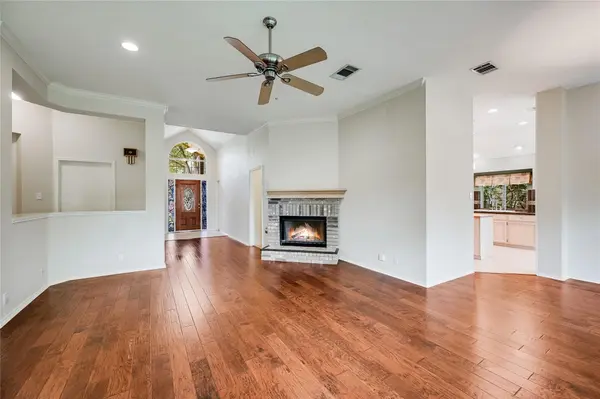 11108 Crossland DR, Austin, TX 78726