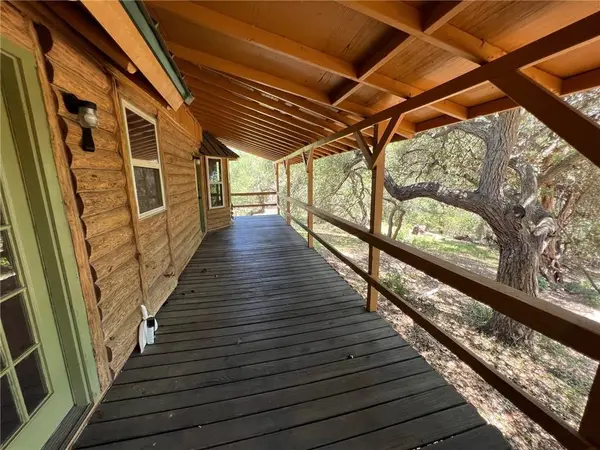 1215 Agarita DR, Fischer, TX 78623