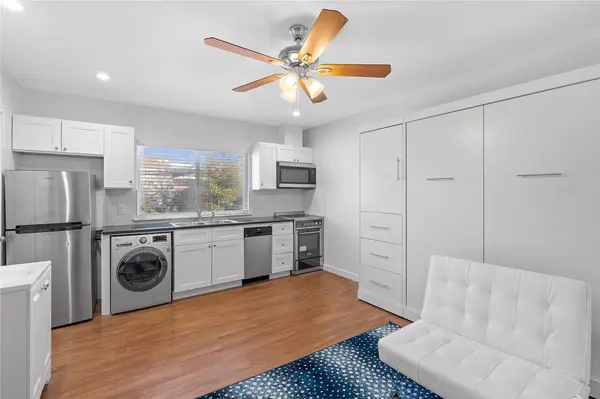 306 E 30 th ST #109, Austin, TX 78705