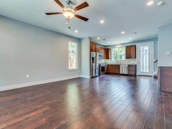 406 Post Road DR #1, Austin, TX 78704