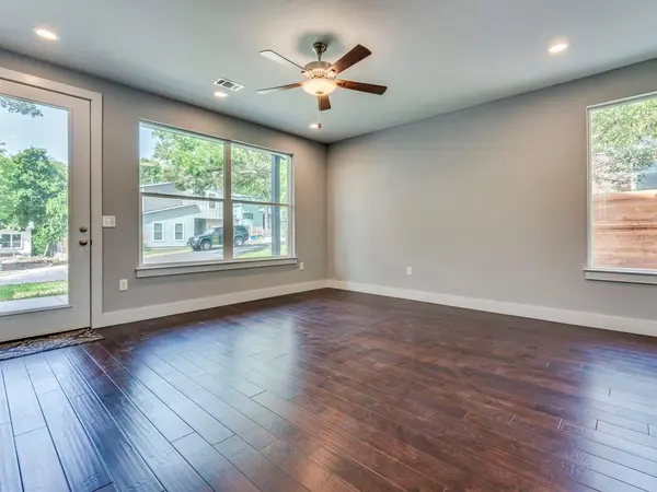 406 Post Road DR #1, Austin, TX 78704