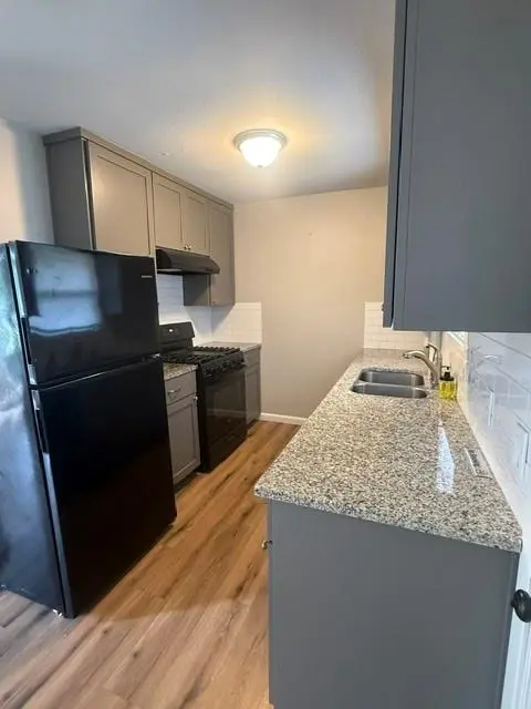 703 San Saba ST, Lockhart, TX 78644