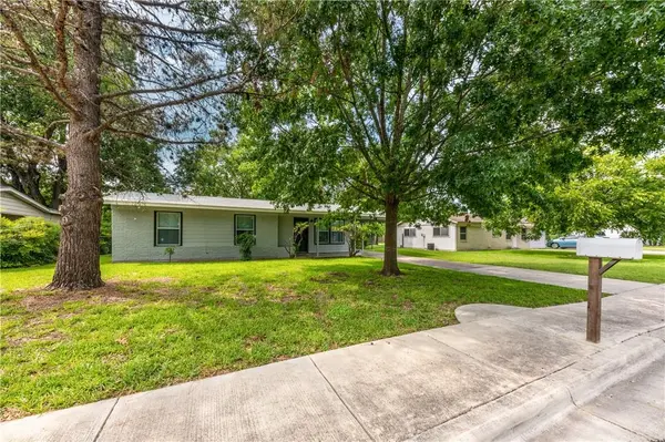 1113 Sycamore ST, San Marcos, TX 78666
