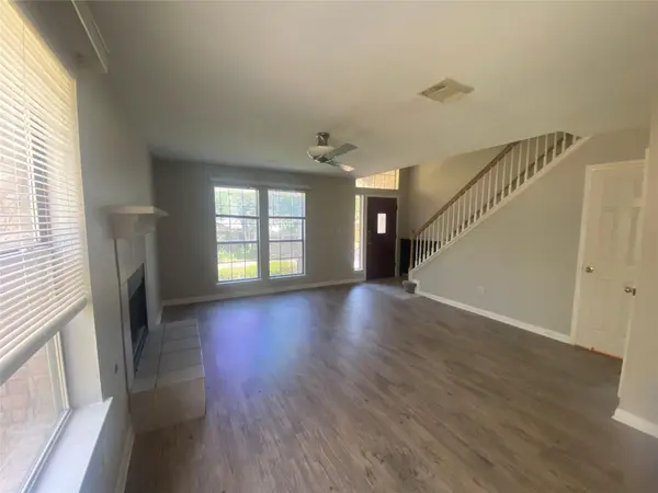 11915 Sky West DR, Austin, TX 78758