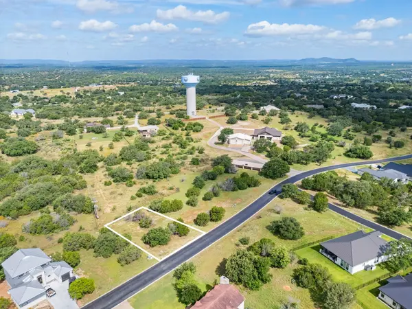 507 Broken Hills, Horseshoe Bay, TX 78657