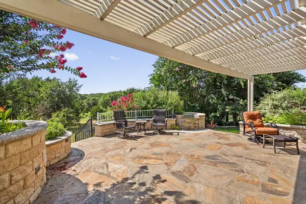 300 Pipe Creek LN,  Georgetown,  TX 78633