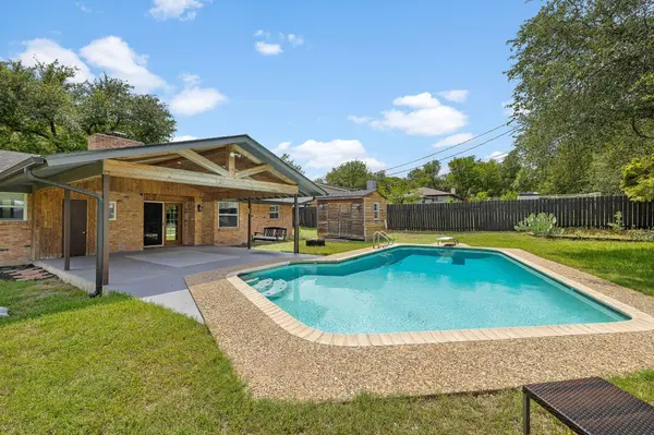 908 Hollybluff ST, Austin, TX 78753