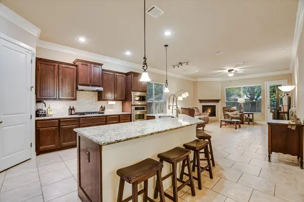 500 Victoria DR, Cedar Park, TX 78613