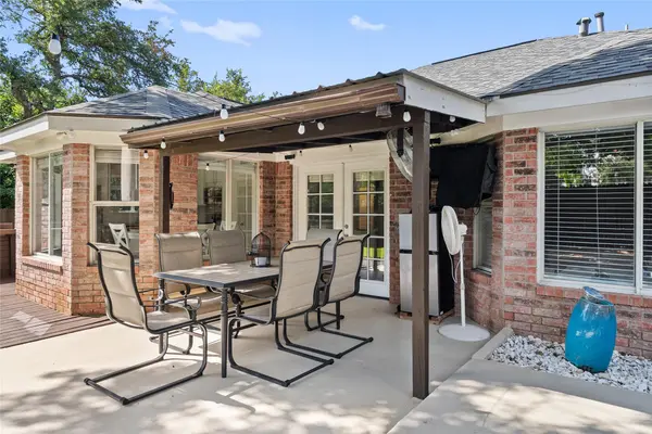 9024 Heiden LN, Austin, TX 78749
