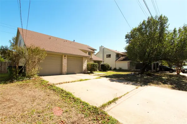 1809 Fawn Ridge TRL, Round Rock, TX 78681