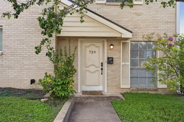 739 E Oltorf ST, Austin, TX 78704