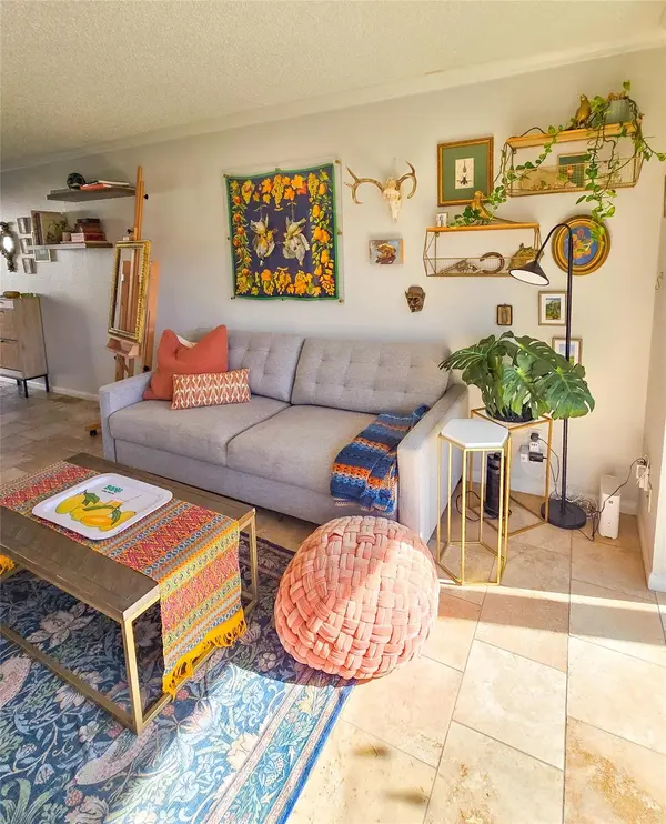 1725 Toomey Rd RD #301, Austin, TX 78704