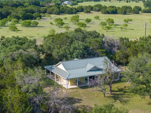 7400 CR142, Gatesville, TX 76528