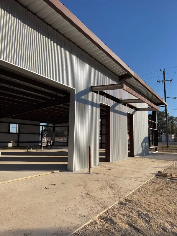 4272 FM 2484 #Bldg 2 #A-D, Salado, TX 76571