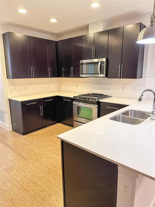 2804 Treble LN #922, Austin, TX 78704