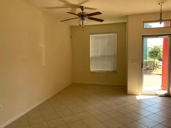 5805 Loblolly LN, Austin, TX 78744