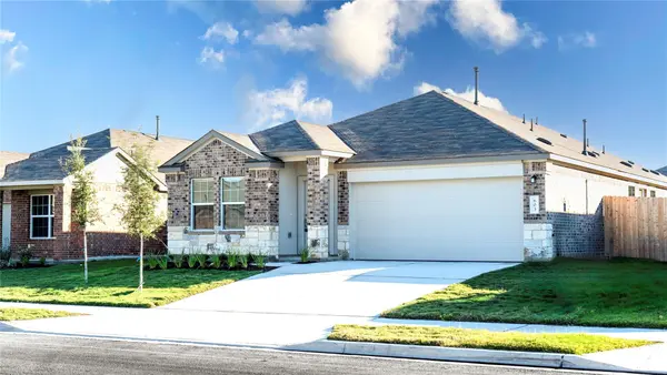 603 Water way Ave, Hutto, TX 78634