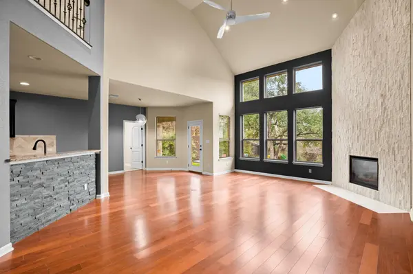 11704 Palisades PKWY, Austin, TX 78732