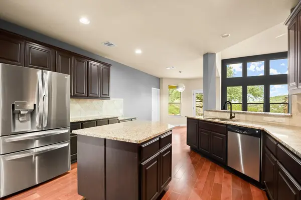 11704 Palisades PKWY, Austin, TX 78732