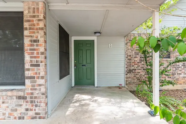 2906 Jadewood CT #B, Austin, TX 78748
