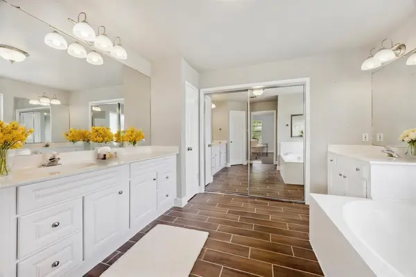 2926 Winchester DR, Round Rock, TX 78665