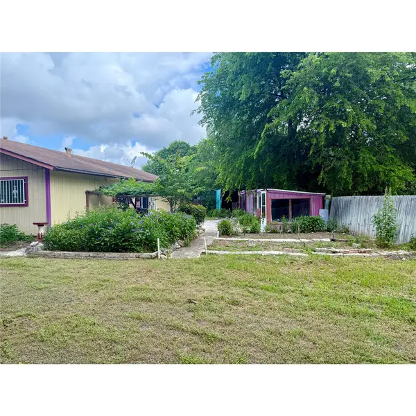 5935 Lake Champlain ST, San Antonio, TX 78233