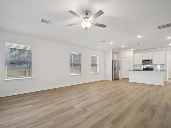 687 Clarissa ST, Buda, TX 78610