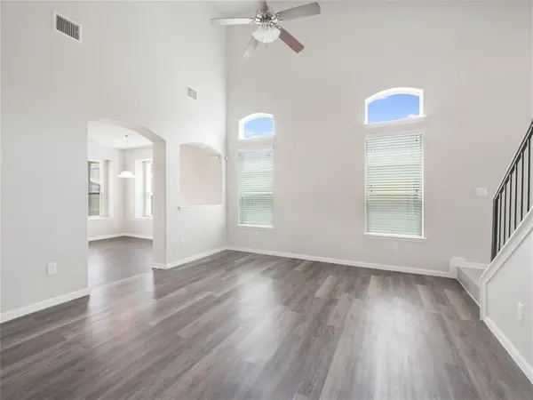 12112 Timber Arch LN, Manor, TX 78653