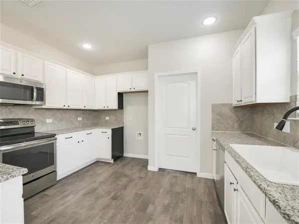 12112 Timber Arch LN, Manor, TX 78653