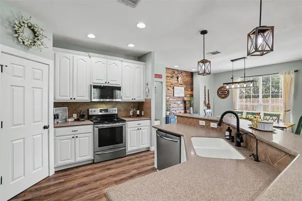 201 Christine LN, Liberty Hill, TX 78642