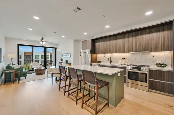 2209 S 1st ST #330, Austin, TX 78704