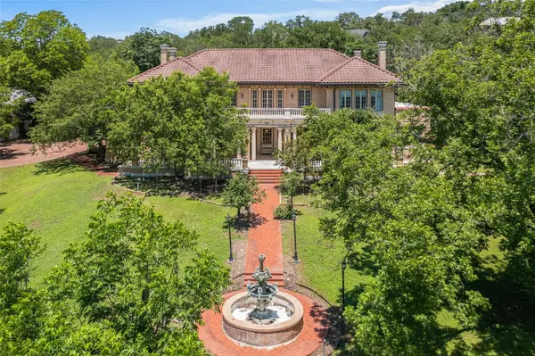 1030 Belvin ST, San Marcos, TX 78666