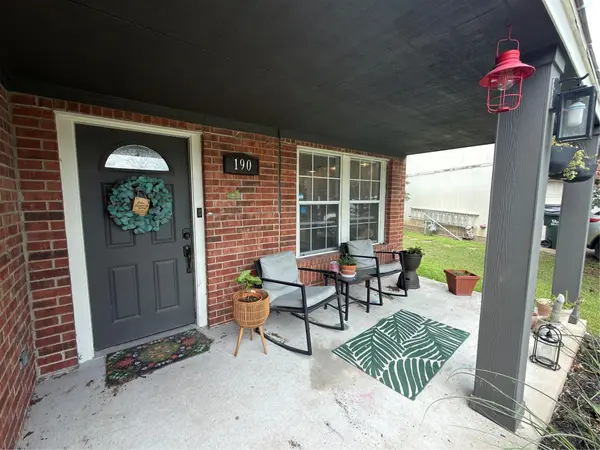 190 Geronimo CV, Kyle, TX 78640