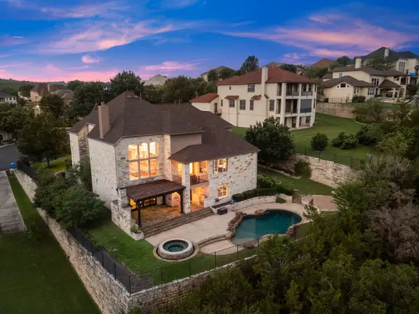 121 Burgess LN, Austin, TX 78738