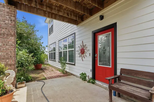 155 Cielo Vista DR #B, Del Valle, TX 78617