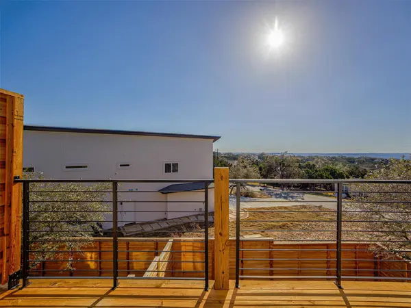20507 Bonanza ST #B, Lago Vista, TX 78645