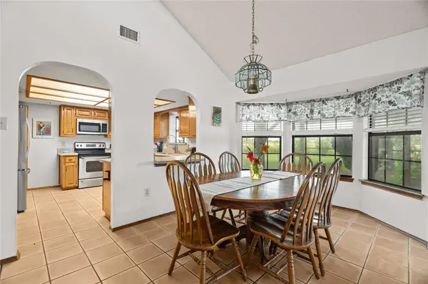 4911 Youngsford RD, Marion, TX 78124