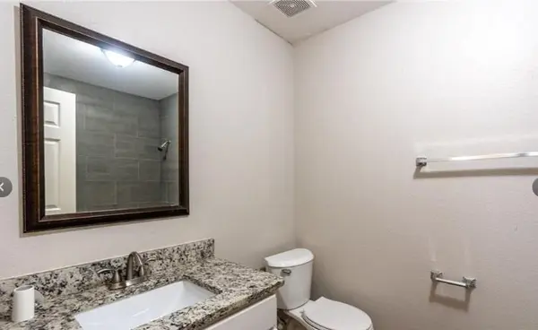 2702 Little Valley CV #B, Austin, TX 78741