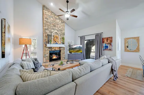 213 Overlook CT, Wimberley, TX 78676