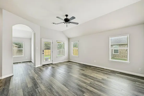 1441 Rainbow Parke DR, Round Rock, TX 78665