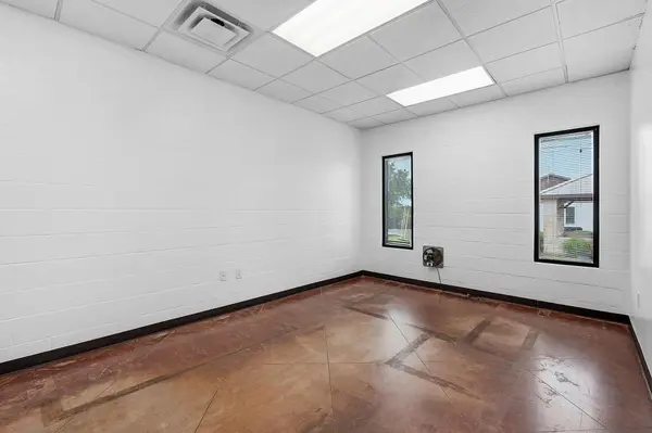 2100 E Highway 290 #A, Dripping Springs, TX 78620
