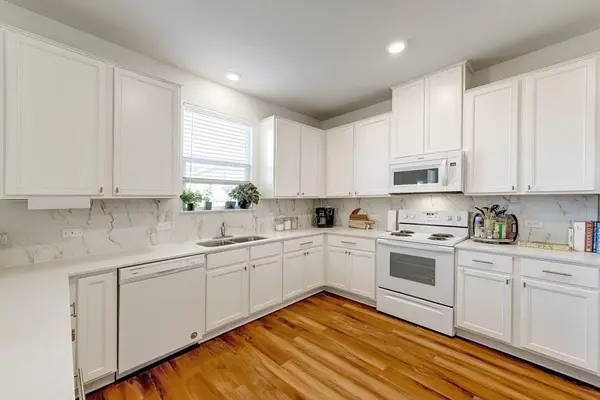 13916 Inaugural ST, Manor, TX 78653