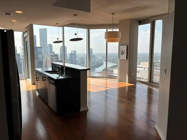 360 Nueces ST #4201, Austin, TX 78701