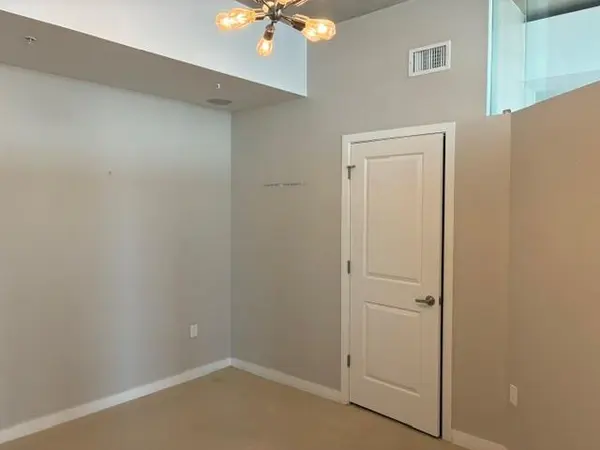 360 Nueces ST #4201, Austin, TX 78701