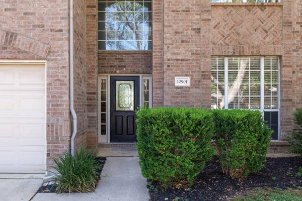 10901 Mint Julep DR, Austin, TX 78748