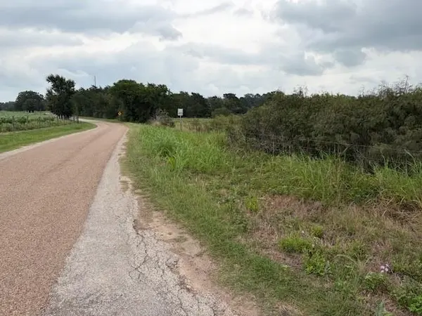 2609 County Road 216, Giddings, TX 78942
