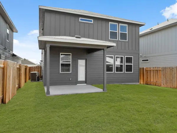 121 Greenway LN, Georgetown, TX 78628