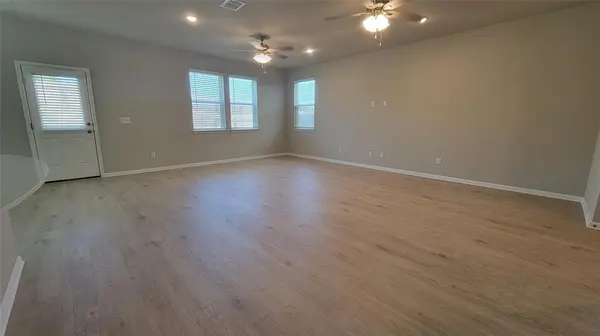 184 Jackman DR, Buda, TX 78610