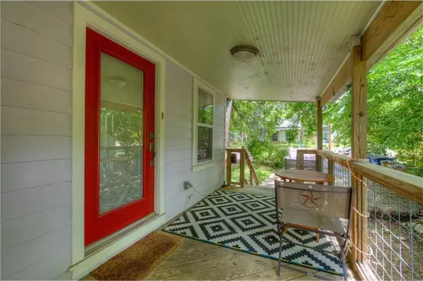 1607 Garden ST #B, Austin, TX 78702